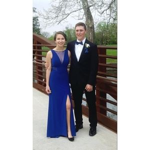 Meet your Posher, Alexis